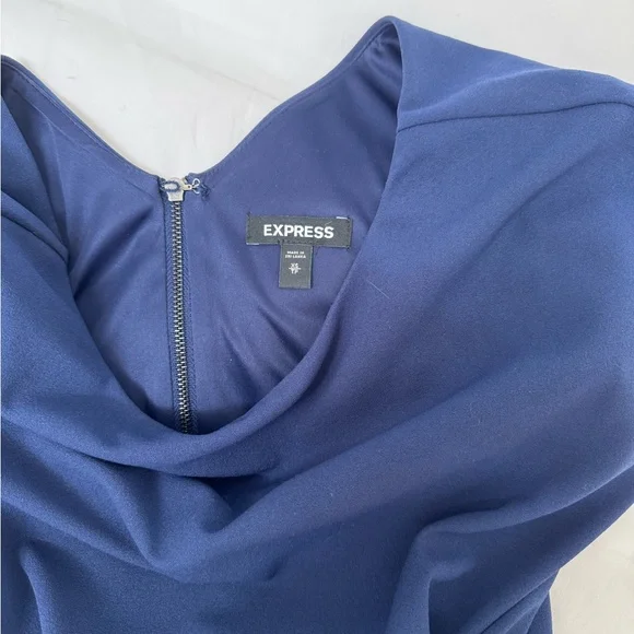 Express NWT Women’s Cap Sleeve V-Back Sheath Dress, never worn - Picture 5 of 5